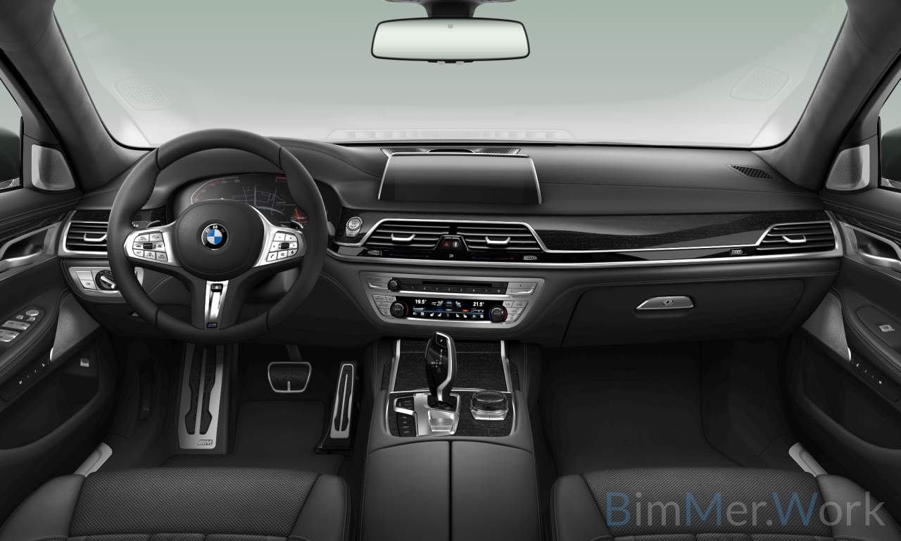 Interior of WBA7R81080CK90873