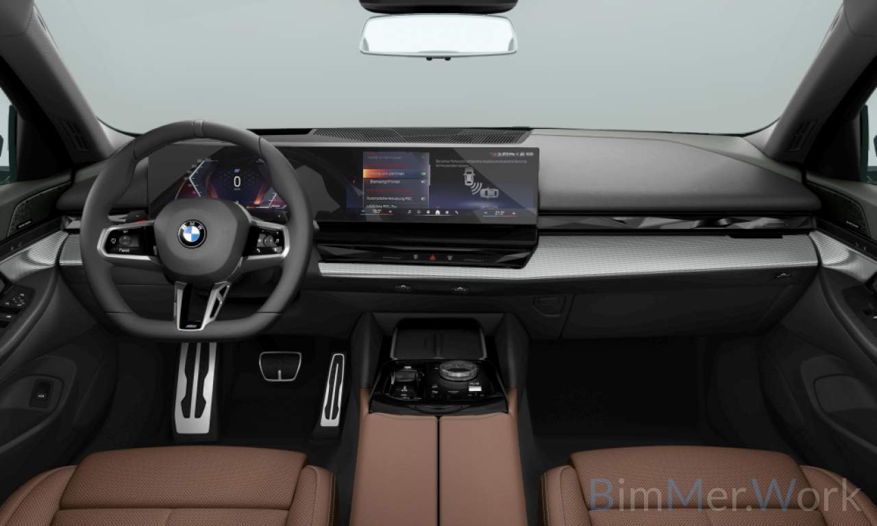 Interior of WBA51FJ03RCR21898