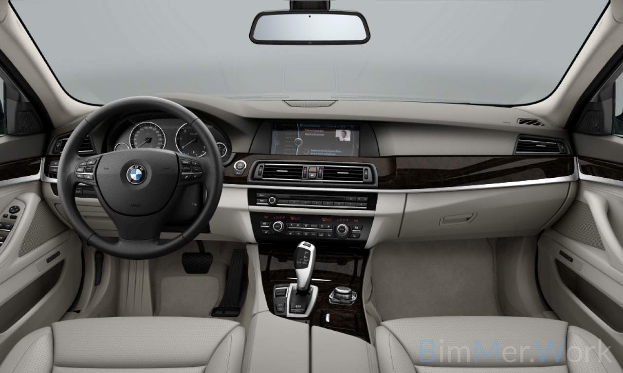 Interior of WBAFV31040DZ17542