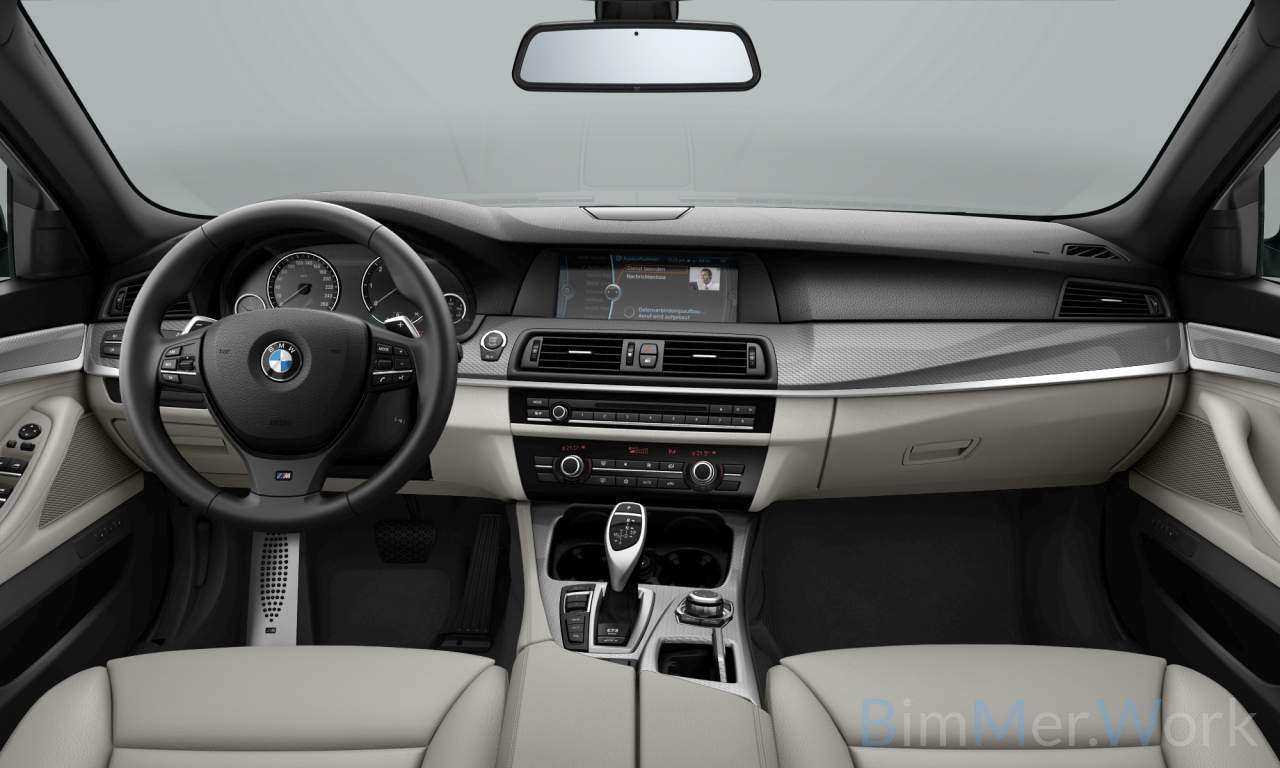 Interior of WBAFV31040DW18746