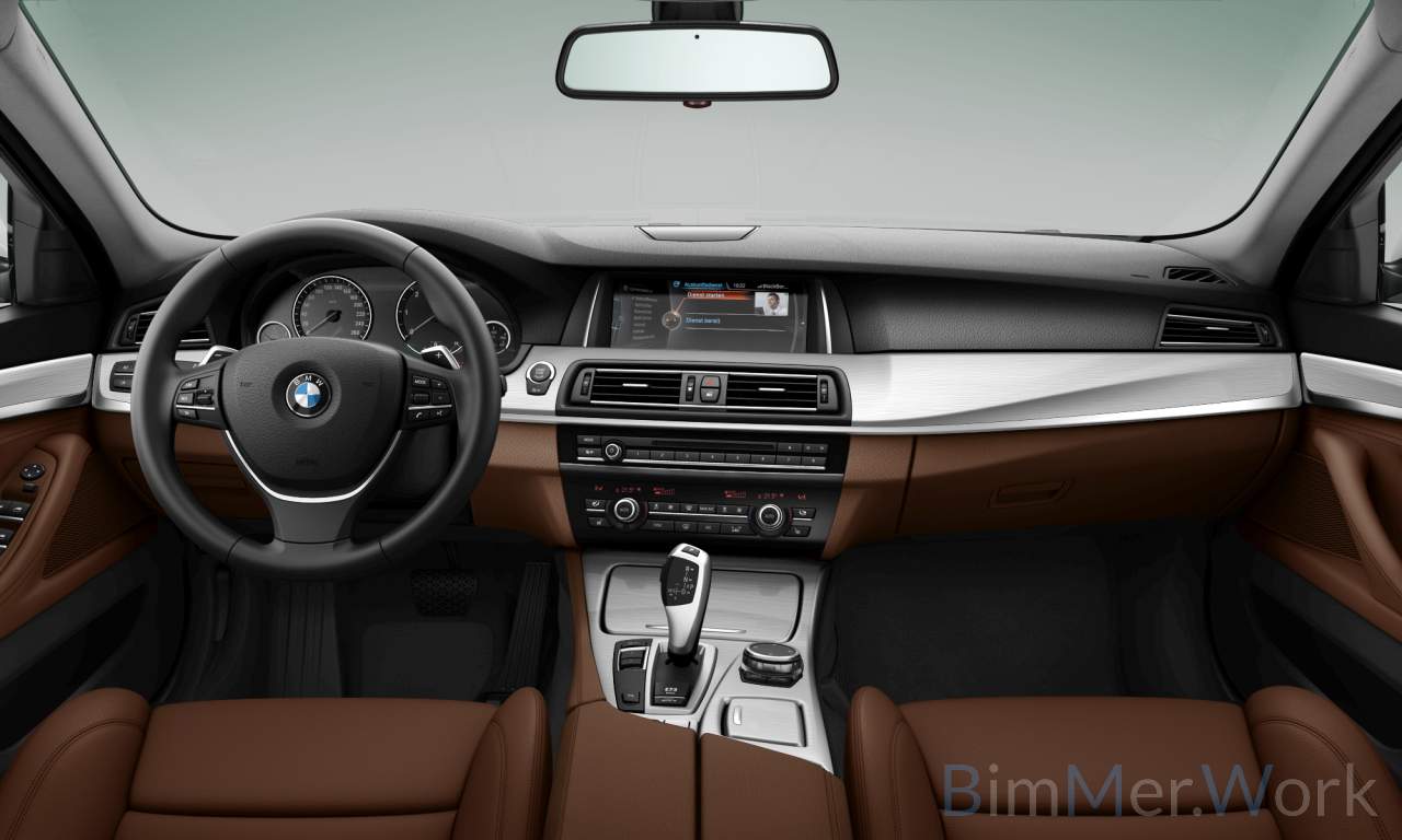 Interior of WBA5J310X0D073921