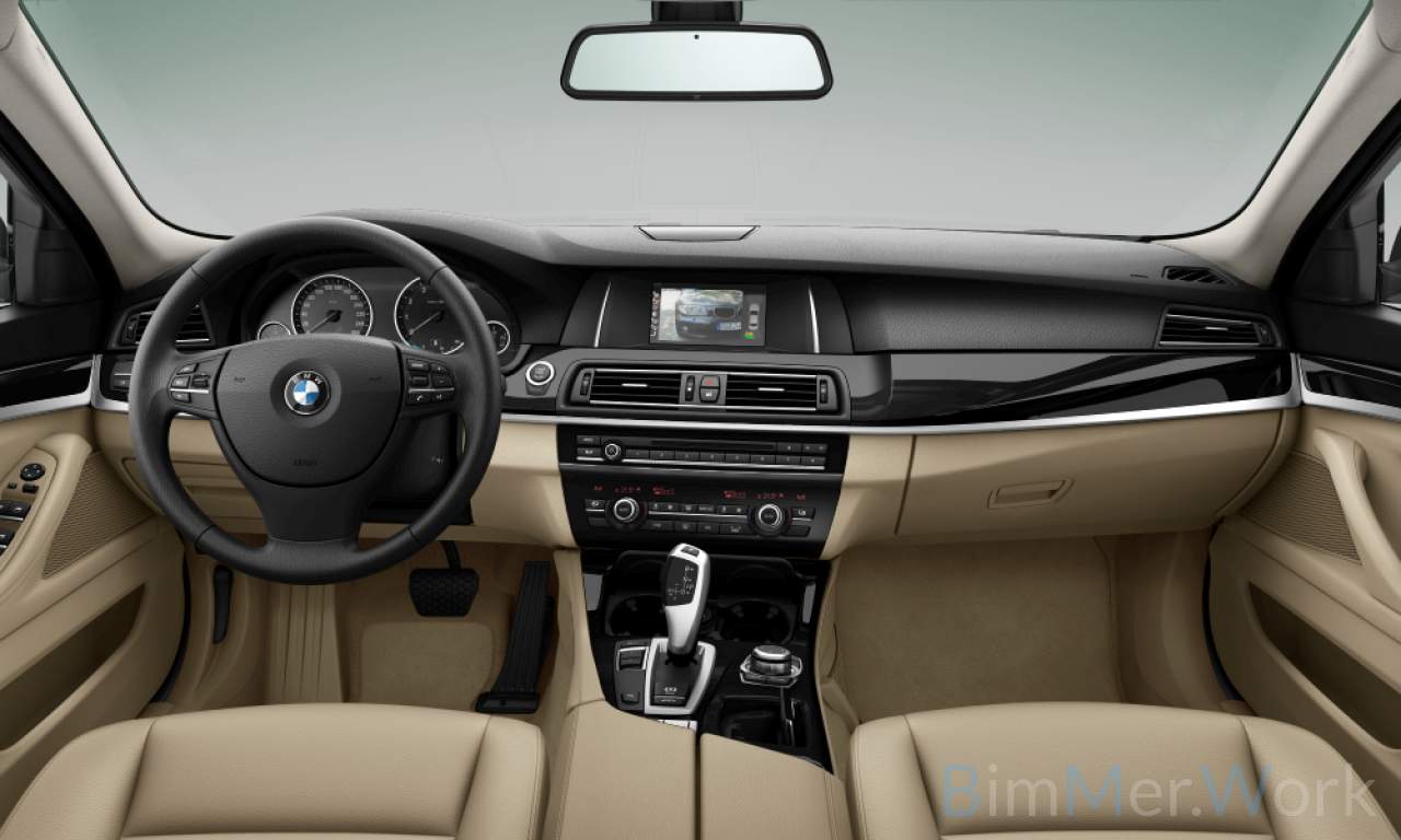 Interior of WBA5A3108ED004748