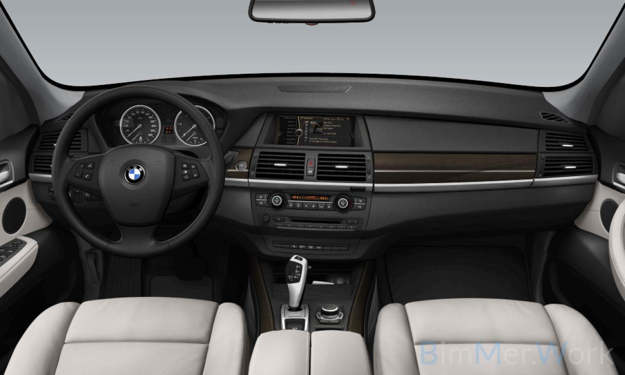 Interior of 5UXZW0C58CL666960