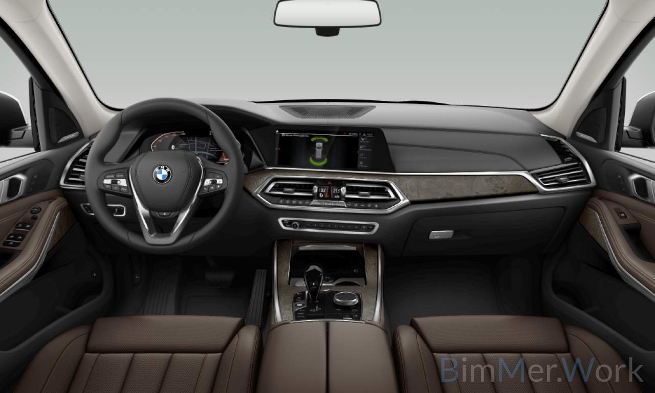 Interior of X4XCV69400LH66497