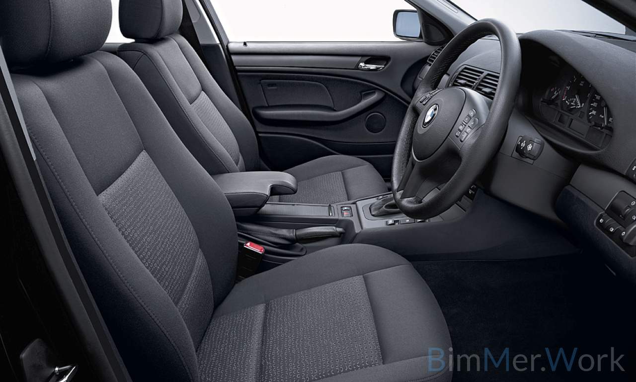 Interior of WBAET16050NG57289