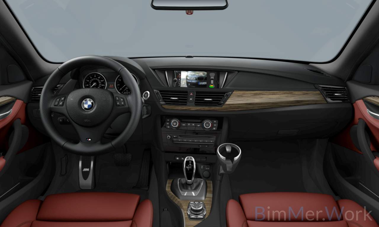 Interior of WBAVM1C5XDVW44344